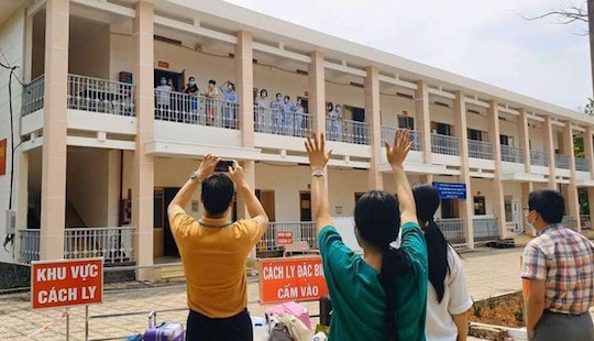 Phi hành đoàn chuyến bay 12 khách nhiễm Covid-19 có kết quả âm tính