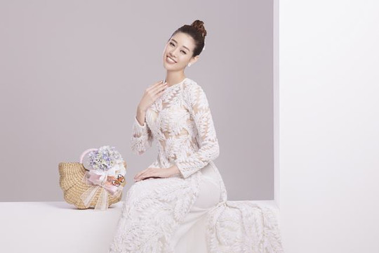 Khánh Vân tiết lộ về mối duyên với tà áo dài Việt