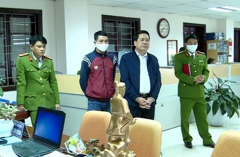 Khung hình phạt và xử lý tài sản khủng của Trưởng phòng thuộc Cục thuế vừa bị bắt như thế nào?