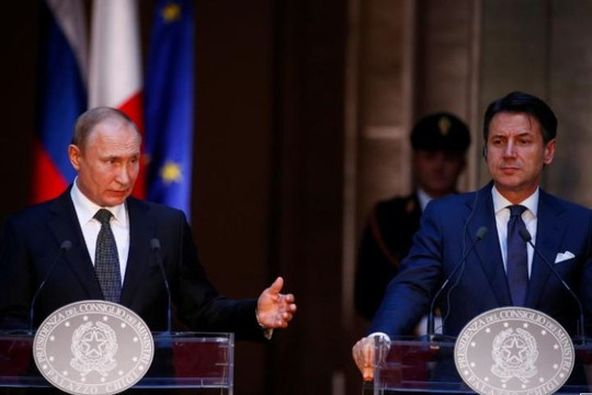 Quân đội Nga gửi viện trợ y tế đến Ý theo lệnh của Tổng thống Putin