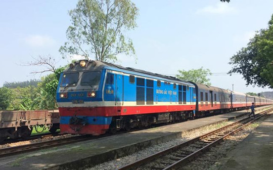 Tạm dừng chạy đôi tàu khách SE9/10 từ 26/3