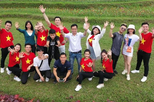 MV "Tan biến đi Vi rus corona" của nhạc sĩ Trần Hùng gây “sốt”