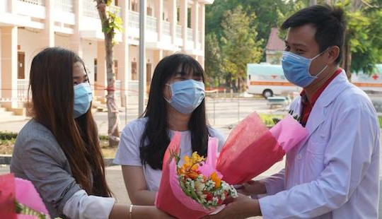 4 bệnh nhân Covid-19 ở TP.HCM xuất viện