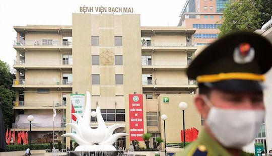 Bệnh viện Bạch Mai xin "gỡ khó" để nhân viên y tế được đến bệnh viện làm việc