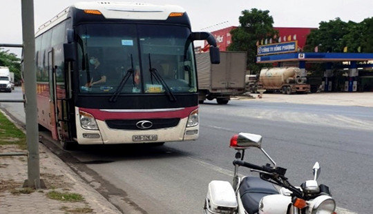 Cách ly 28 người cùng 1 cô gái hệ F2 trên 1 chuyến xe khách