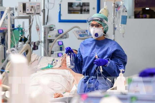 Tin vắn thế giới ngày 4/4: Saudi Arabia tăng thời gian giới nghiêm
