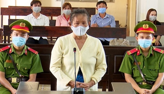Đánh chết người vì số tiền 350 ngàn đồng