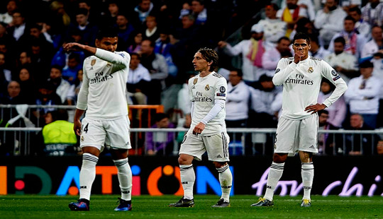 Cầu thủ Real Madrid tình nguyện giảm 20% lương trong đại dịch Covid-19