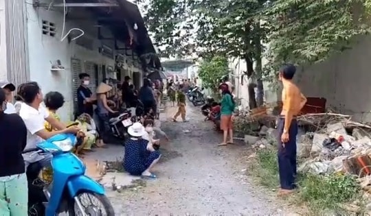 Bắt 4 đối tượng chém chết người trước cửa phòng trọ