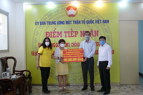 Hơn 800 tỷ đồng ủng hộ quỹ phòng, chống dịch Covid-19 và hạn mặn ở các tỉnh ĐBSCL