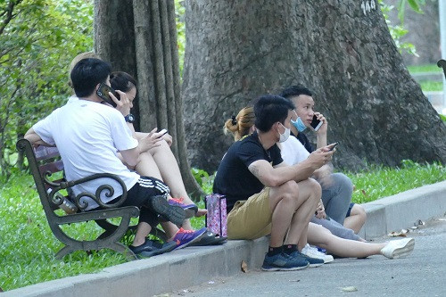 TPHCM: Trước “giờ G” cách ly xã hội, nhiều người vẫn dửng dưng, thờ ơ với Chỉ thị 16
