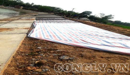 Huyện Tân Kỳ - Nghệ An: Nhiều băn khoăn, lo lắng về chất lượng tại công trình gia cố đập 39