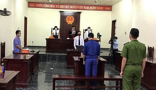 36 tháng tù cho đối tượng đâm xe vào cán bộ tại chốt kiểm dịch Covid-19