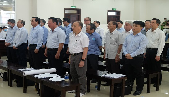 Nhiều cựu cán bộ trong vụ án thâu tóm “đất vàng” ở Đà Nẵng xin giảm án