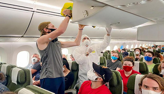 Ngày 10/5, Bamboo Airways thực hiện chuyến bay đưa công dân Anh và EU về Anh