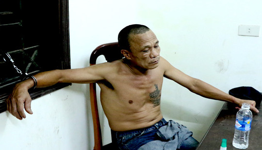 Đâm 2 người thương vong vì giận "tình cũ" đi lấy chồng