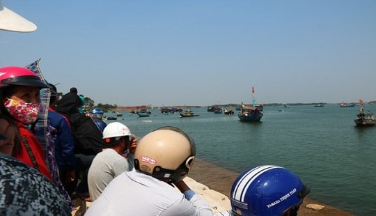 Tìm thấy thi thể nạn nhân thứ 3 trong vụ lật ghe trên sông Thu Bồn