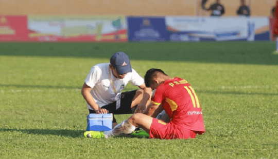 Thầy Park lại đau đầu với hàng phòng ngự ĐT Việt Nam