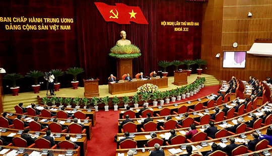Trung ương thảo luận phương hướng công tác nhân sự Ban Chấp hành Trung ương khóa XIII