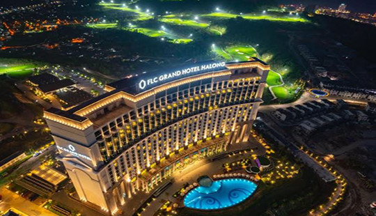 Quảng Ninh khởi động mùa du lịch hè với đêm nghệ thuật ấn tượng tại FLC Hạ Long