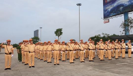 Ra quân tổng kiểm tra phương tiện cơ giới đường bộ trên cả nước