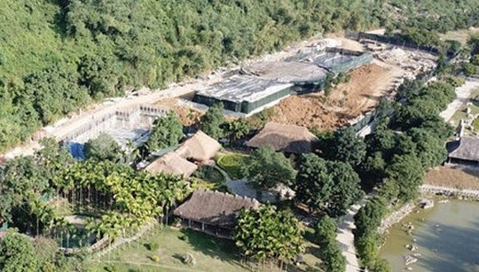 Thu hồi bằng khen và tiền thưởng của công ty Doanh Sinh