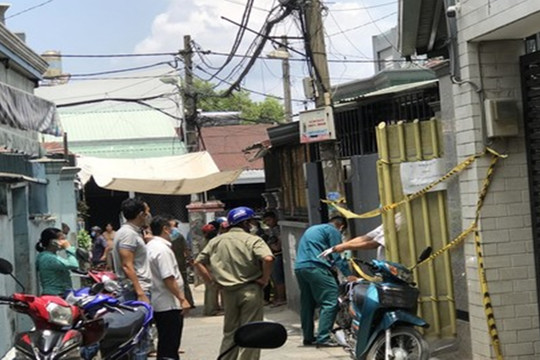 Người đàn ông tử vong bất thường trong nhà 3 tầng ở TP. HCM