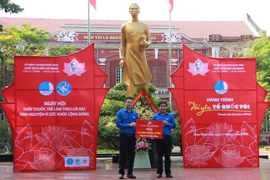 Hành trình tôi yêu tổ quốc tôi chặng hai với thông điệp Thanh niên làm theo lời Bác
