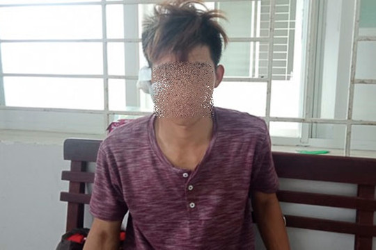 Đâm chết bạn vì bị cắt tai khi đang nhậu