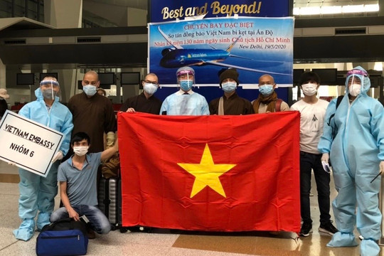 Gần 340 công dân Việt Nam từ Ấn Độ về nước được kiểm tra y tế, cách ly theo quy định