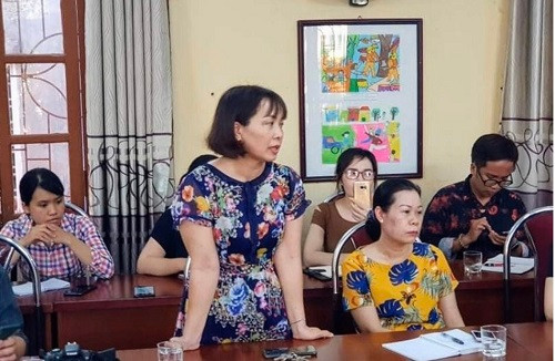 Hải Phòng yêu cầu xem xét trách nhiệm giáo viên, nhà trường để học sinh đi học sớm đứng nắng