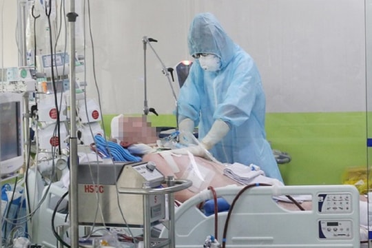 Tổng lãnh sự Anh cảm ơn bác sĩ Việt Nam nỗ lực cứu chữa bệnh nhân 91