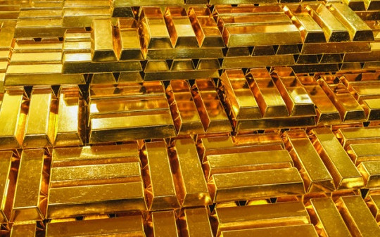 Giá vàng hôm nay 2/6: Vàng lên đỉnh, đồng USD suy yếu