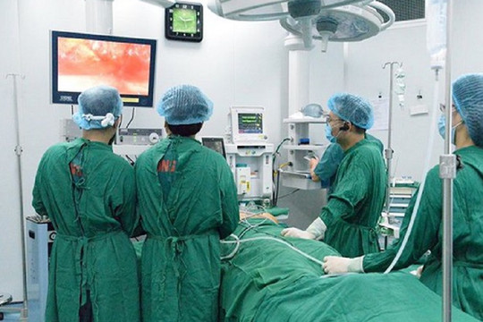 Người đàn ông mắc u tuyến thượng thận 2 bên hiếm gặp