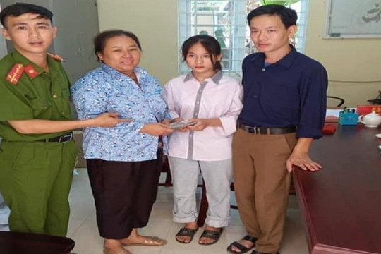 Nhặt được gần 40 triệu đồng, nữ sinh lớp 8 trả lại cho người đánh rơi