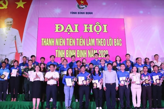 Vinh danh 80 thanh niên tiên tiến làm theo lời Bác tỉnh Bình Định