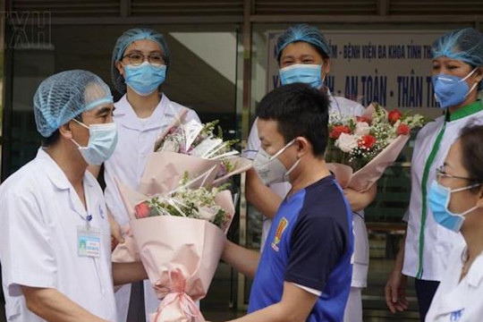 Ca Covid-19 cuối cùng khỏi bệnh, Thái Bình dỡ phong tỏa khu điều trị cách ly