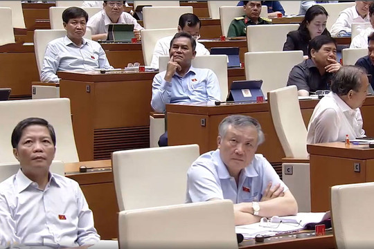 Quốc hội biểu quyết thông qua Luật Hoà giải, đối thoại tại Toà án