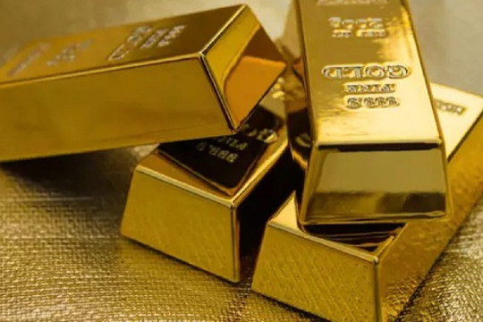 Giá vàng hôm nay 23/6: Tiếp đà tăng do bùng phát dịch