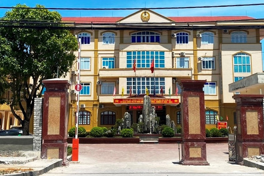 Bắt giam nhóm đối tượng tống tiền Phó Chủ tịch huyện ở Thanh Hóa