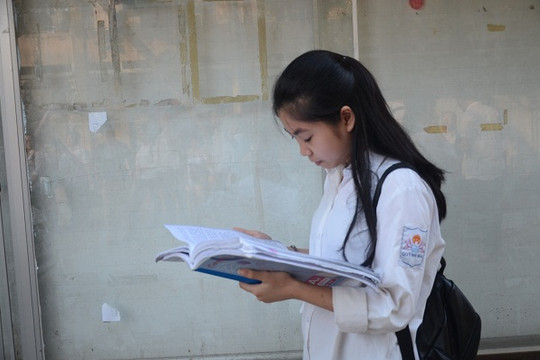 Tỷ lệ chọi khối chuyên văn của Trường THPT Chuyên Khoa học Xã hội và Nhân văn