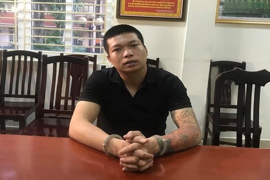 Cướp tiệm vàng để lấy tiền chơi cờ bạc, cá độ bóng đá