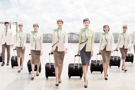 Hàng trăm ứng viên tham gia hành trình tìm kiếm “đại sứ bầu trời” của Bamboo Airways tại Hà Nội