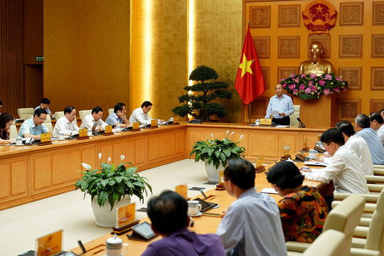 Thủ tướng: Tăng trưởng mà để lạm phát cao là thất bại