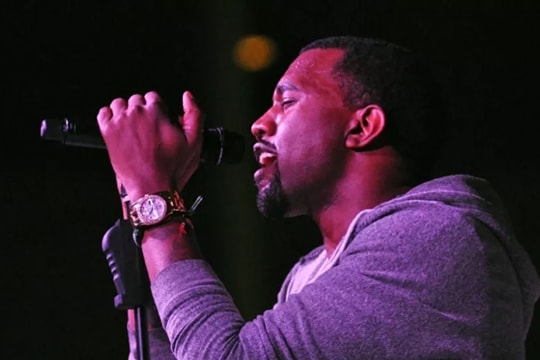 Rapper da đen Kanye West tuyên bố tranh cử Tổng thống Mỹ