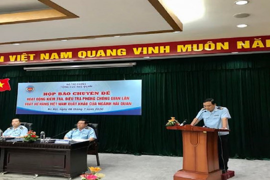 Một doanh nghiệp tại TP.HCM tự ý phát hành C/O cho nhiều doanh nghiệp để xuất khẩu hàng hóa