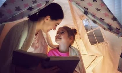 Làm hai việc này cho con trước khi ngủ, bé rất dễ tăng cường trí nhớ và cải thiện trí tuệ cảm xúc rõ rệt