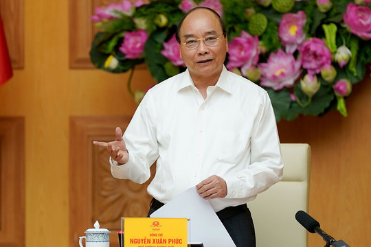 Thủ tướng: Không thể bàn trên bàn giấy mà phải sát thực tiễn