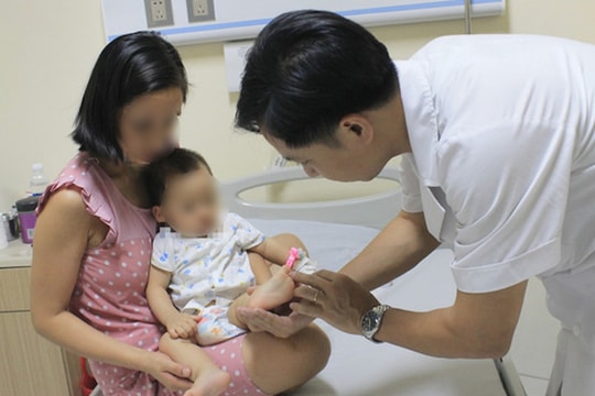 Cảnh giác bệnh tay chân miệng trong thời tiết nắng nóng