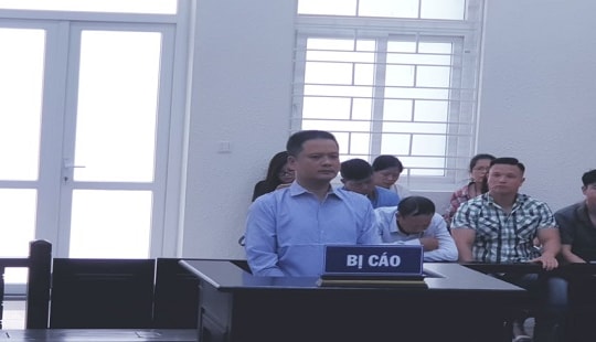 Cán bộ địa chính lừa đảo chiếm đoạt tài sản của doanh nghiệp